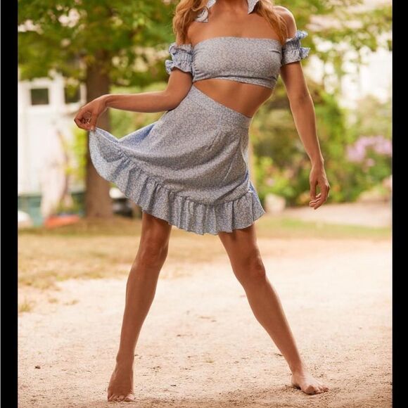 Shein Blue Floral Wrap skirt and off the shoulder top SET - X-SMALL - Picture 1 of 6